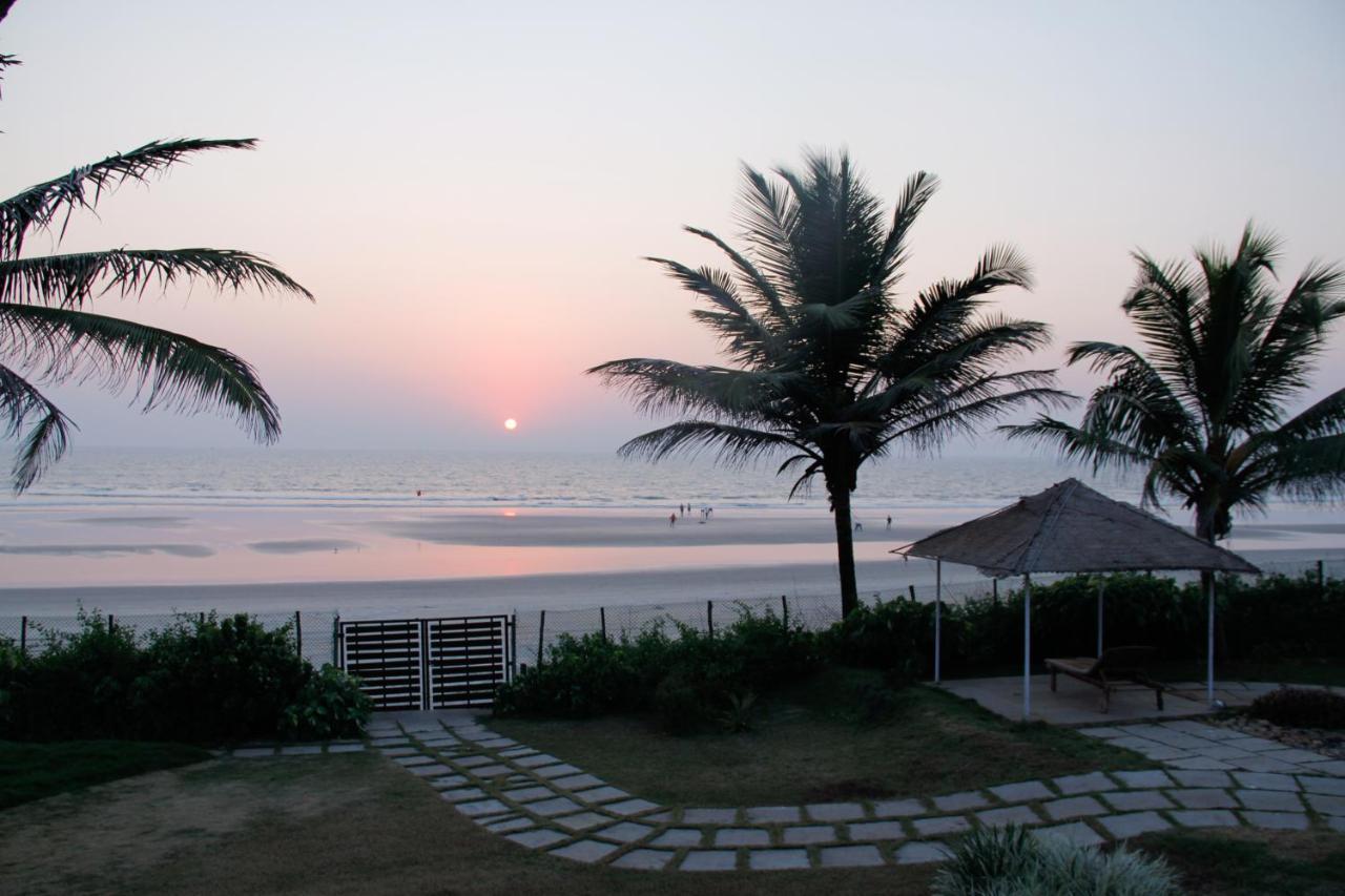 The Beach House Goa Бенаулим Экстерьер фото