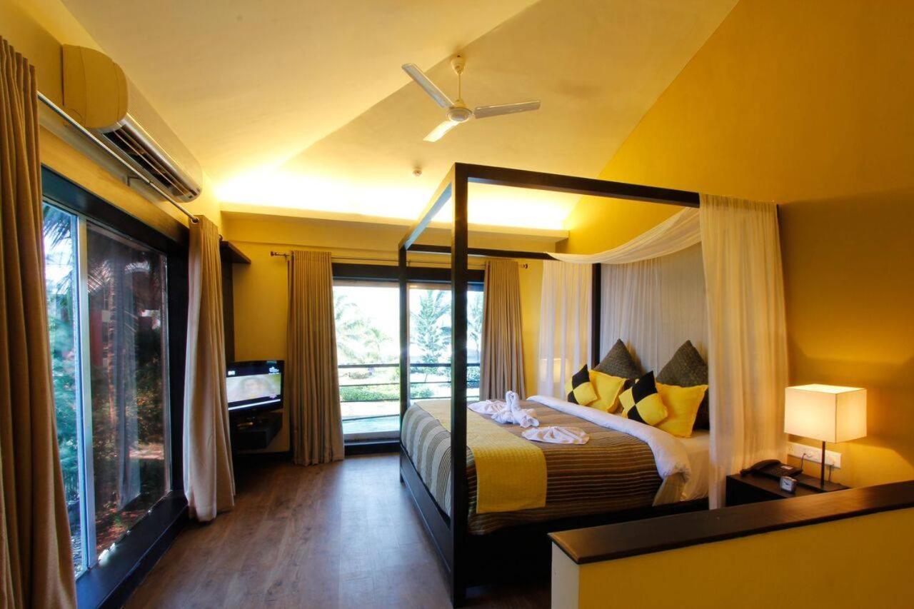 The Beach House Goa Бенаулим Экстерьер фото