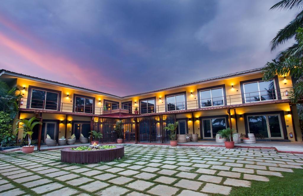 The Beach House Goa Бенаулим Экстерьер фото